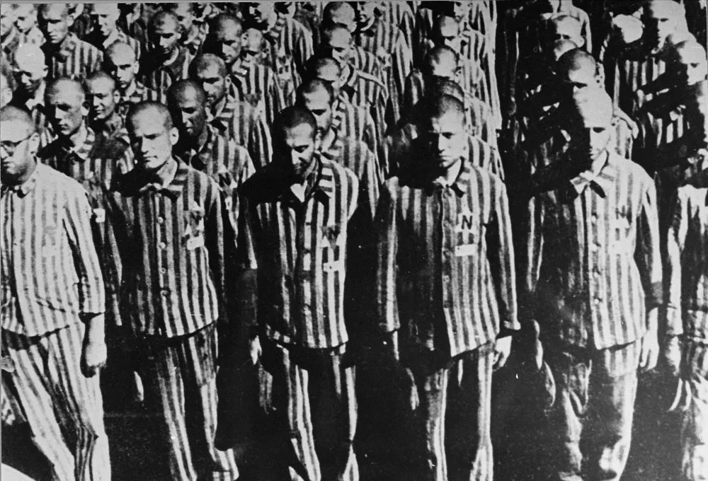 Was unsere Vorfahren über Hitlers Verbrechen wussten und was viele Familien bis heute verdrängen
