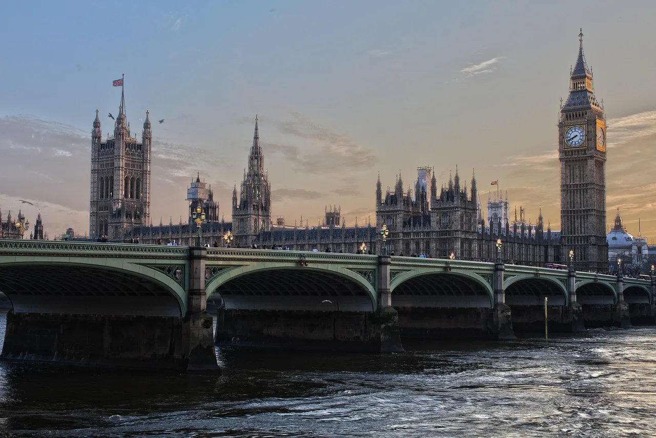 Londons Sanktionen gegen Israel: Der Maßstab, den Großbritannien selbst kaum bestehen würde