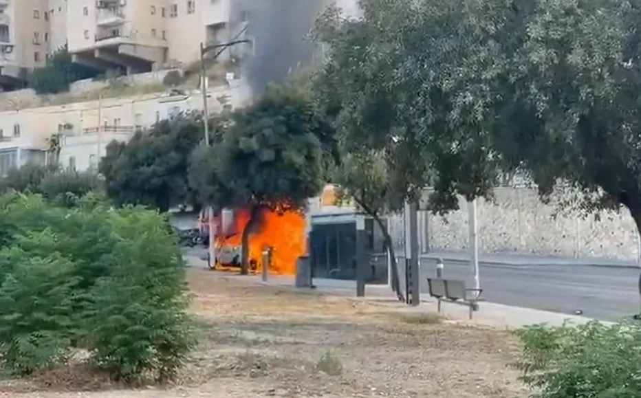 Autobombe auf dem Schulweg: Jerusalemer Unterweltgröße und 13-jähriger Sohn schwer verletzt