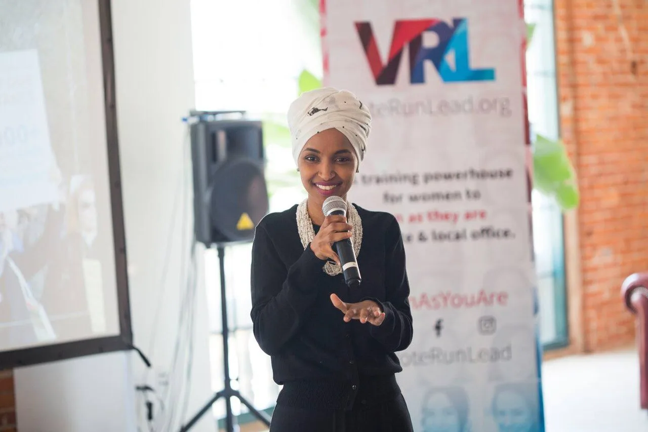 Ilhan Omar im Visier der Ermittler: Möglicher Einwanderungsbetrug könnte sie die US-Staatsbürgerschaft kosten